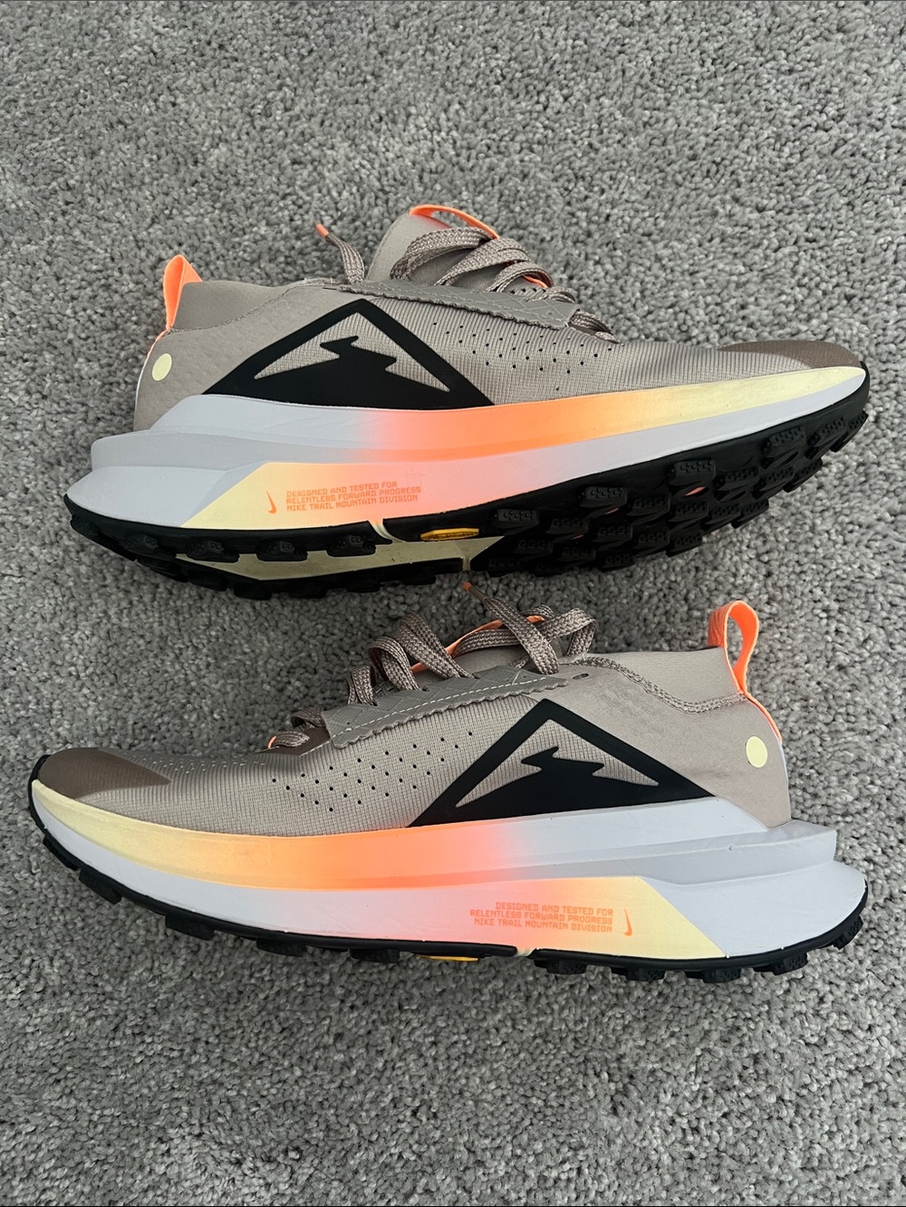 Nike Zegama 2 Women's Trail Running Shoes - Picture 4 of 9